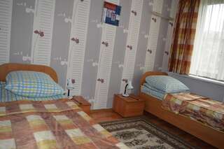 Отель Гостиница Беларусь Новополоцк Двухместный номер с 2 отдельными кроватями-1